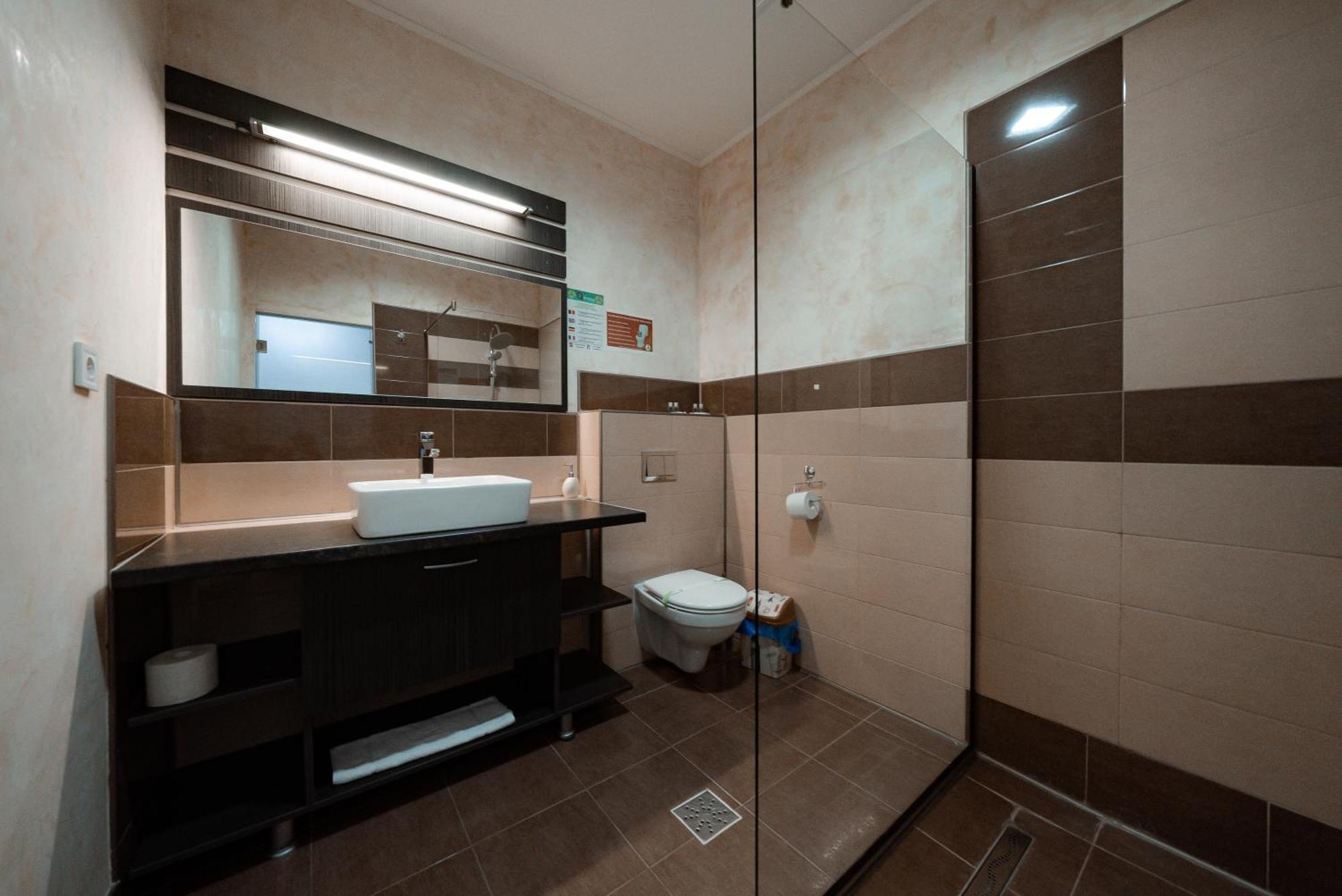 Quantum House Hotel วาตราดอร์เนย์ ภายนอก รูปภาพ