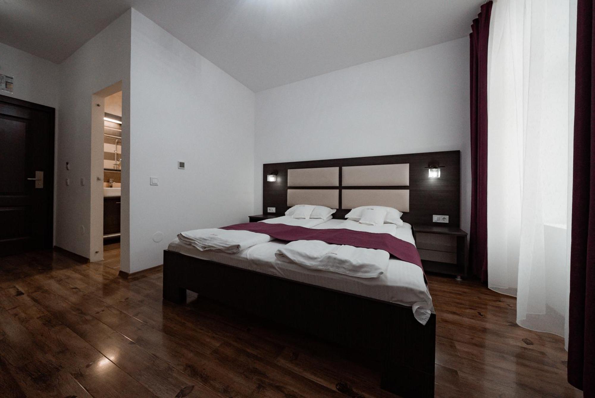 Quantum House Hotel วาตราดอร์เนย์ ภายนอก รูปภาพ